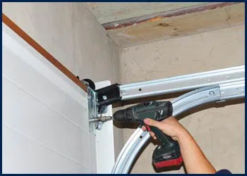 Garage Door Shop Repairs San Antonio, TX 210-245-5931 - cont-door-installation-t-16-09m